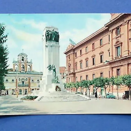 Piazza Della Vittoria * 塔兰托